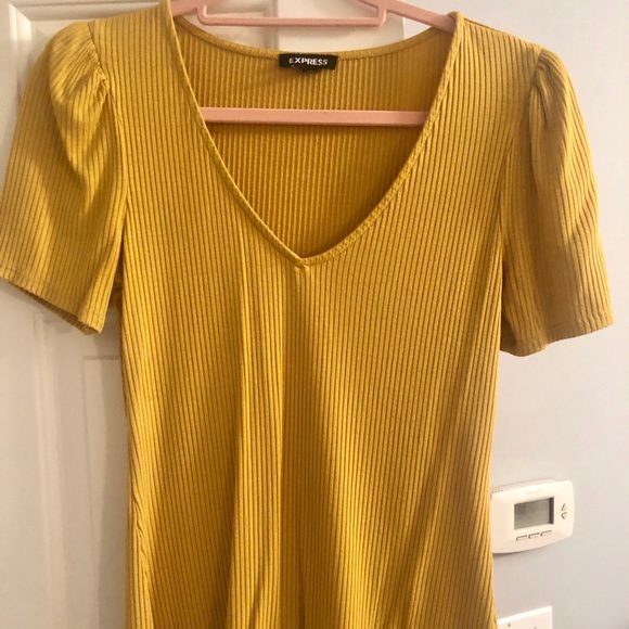 Express Size M - Picture 2 of 3